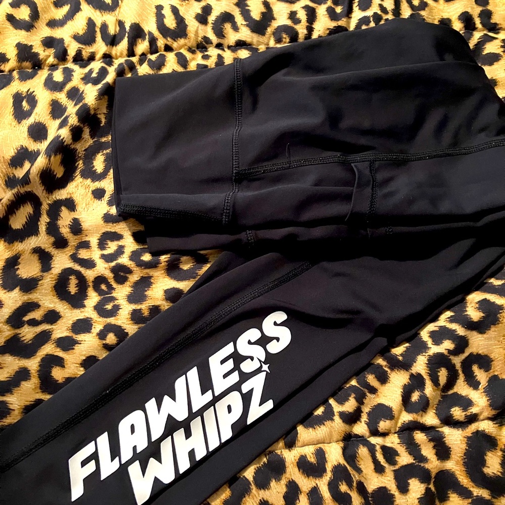 Flawless whip leggings